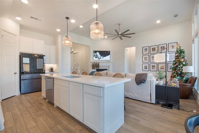 2554 Runhappy Ct, Celina, TX 75009 - photo 7