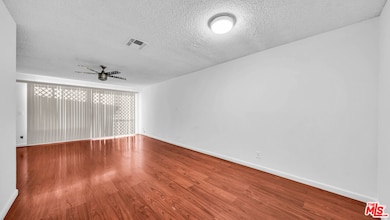 223 S Acacia Ave unit 211, Compton, CA 90220 - photo 5
