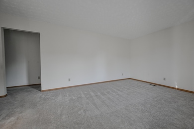 3022 Brixton Dr E, Springfield, OH 45503 - photo 7