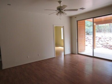 023-353252 Living rm A