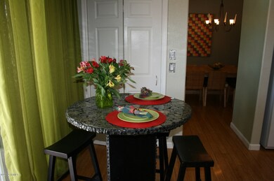 Dining/Kitchen