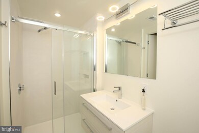 2422 17th St NW unit 106, Washington, DC 20009 - photo 5