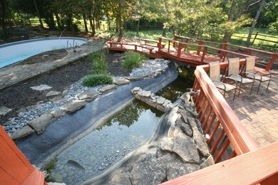 835 Strawberry Hill Rd W, Columbus, OH 43213 - photo 7