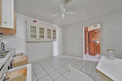 6226 Antha St, Houston, TX 77016 - photo 4