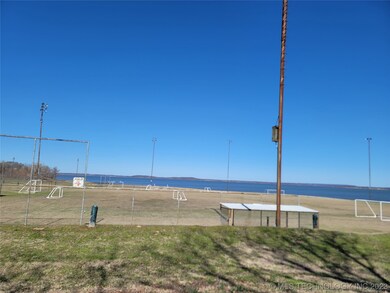 300 E Elm Ave, Eufaula, OK 74432 - photo 4