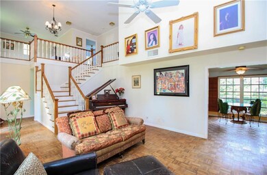 Living Room with Volume Ceiling