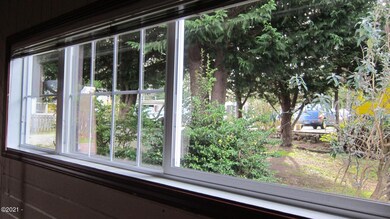 711 SE Reef Ave, Lincoln City, OR 97367 - photo 4
