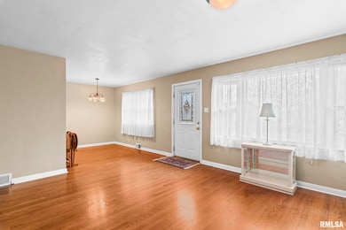 1527 Chalmers St unit 1, Springfield, IL 62703 - photo 2