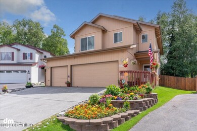 03-Exterior Front_MAX2597-Edit