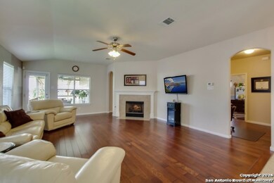 3619 Pinyon Pine, San Antonio, TX 78261 - photo 3