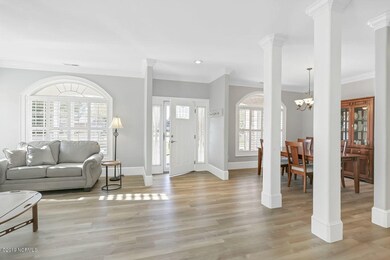 3349ParamountWay-04