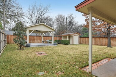 937 Dee Ln, Bedford, TX 76022 - photo 5