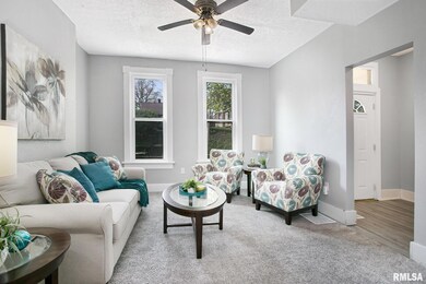 602 W 9th St, Davenport, IA 52803 - photo 5