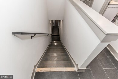 2822 W Oxford St unit 3, Philadelphia, PA 19121 - photo 5