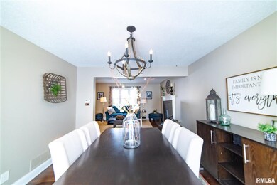 117 W 47th St, Davenport, IA 52806 - photo 6