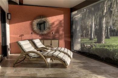 lanai lounge area