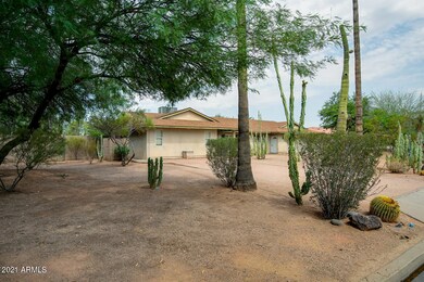 03_10616_N_60th_Place__03_mls