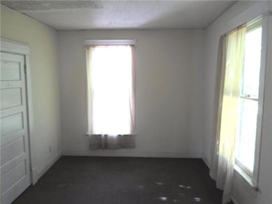 527 Oak St, Shelbyville, TN 37160 - photo 5