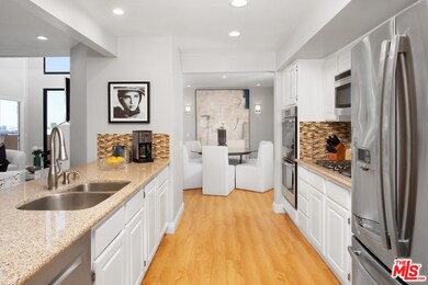 930 N Wetherly Dr unit 304, West Hollywood, CA 90069 - photo 5