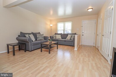 1138 Kelfield Dr, Halethorpe, MD 21227 - photo 2