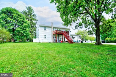 608 Heckel Ave, Spring City, PA 19475 - photo 4