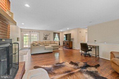 13905 Manor Rd, Baldwin, MD 21013 - photo 6