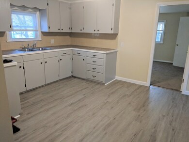 24 Aldrich St unit 2R, Webster, MA 01570 - photo 2