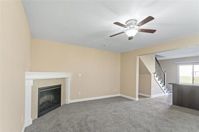 254 N Pointe Ln, Raymore, MO 64083 - photo 6