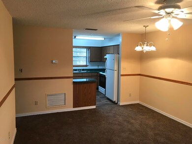 6402 Cooper Ln unit 4, Jacksonville, FL 32210 - photo 3