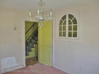 352-500164_-_Dining_Room