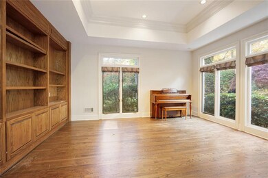 6010 Heards Dr NW, Atlanta, GA 30328 - photo 7