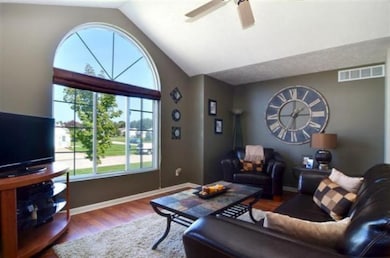 Living room 2