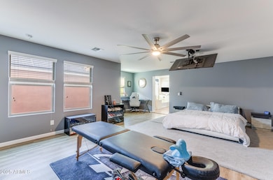 2275 N Heritage-19