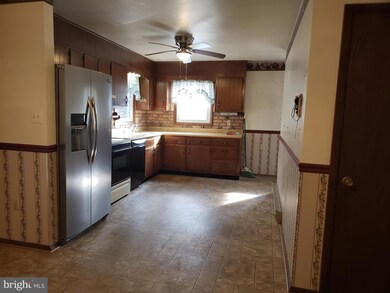 4516 Black Gap Rd, Chambersburg, PA 17202 - photo 5