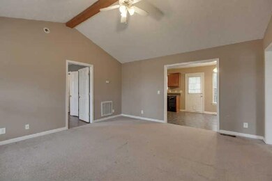 121 Nutmeg Dr, Shelbyville, TN 37160 - photo 7