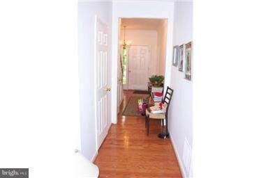 1117 Cypress Tree Place, Herndon, VA 20170 - photo 3