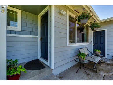 832 Fremont Ave, Eugene, OR 97404 - photo 6