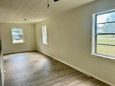 707 Oliver St, Atlanta, TX 75551 - photo 3