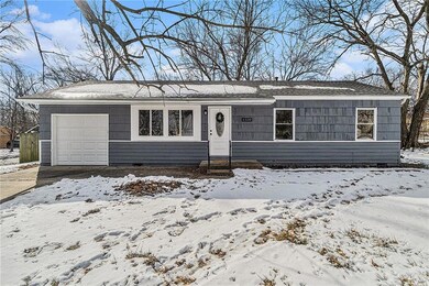 4609 E 112th Terrace, Kansas City, MO 64137 - photo 2