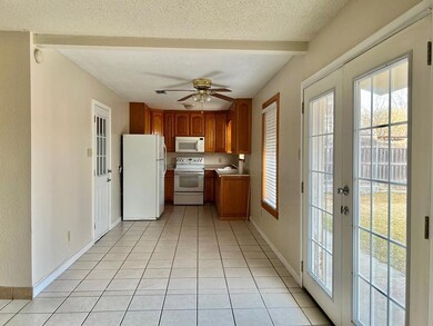 6605 Cervantes Ave, Fort Worth, TX 76133 - photo 2