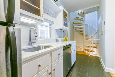 7 Winthrop St unit 1, Charlestown, MA 02129 - photo 3