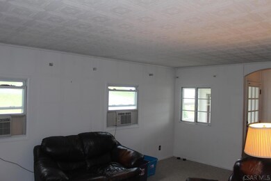 1973 Mount View Dr, Johnstown, PA 15905 - photo 6