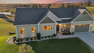 426 Moon Bay Dr, Kuttawa, KY 42055 - photo 4