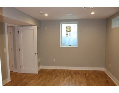 529 E 4th St unit 1, Boston, MA 02127 - photo 4