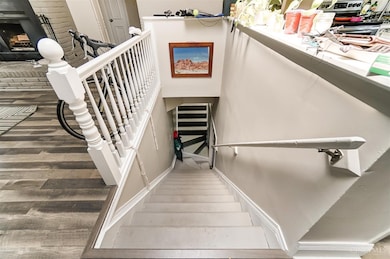 428 Chestnut St, Cincinnati, OH 45203 - photo 2