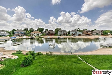 7813 Molokai Dr, Papillion, NE 68046 - photo 3