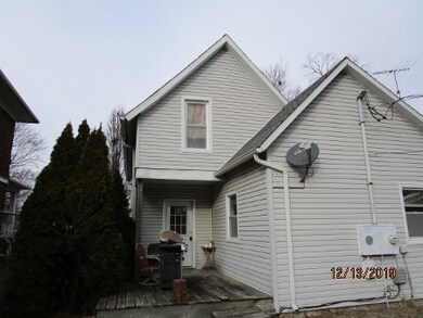 2413 Prairie Ave, Mattoon, IL 61938 - photo 2