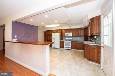 847 Crescent Ave, Runnemede, NJ 08078 - photo 6