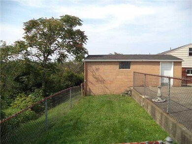 Parking Lot/Garage.