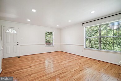 1995 Winslow Ct, Woodbridge, VA 22191 - photo 4